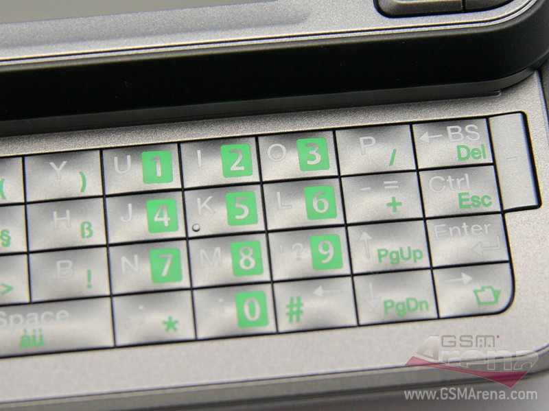 Toshiba G900 pictures, official photos